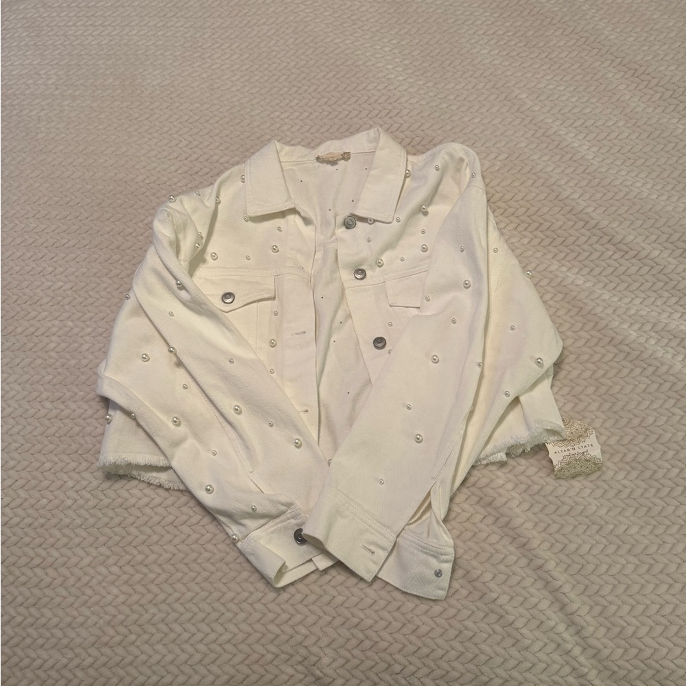 Women's Cream Jacket